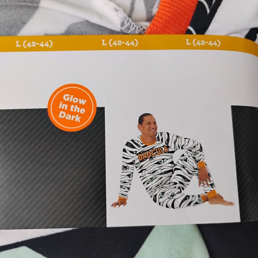 Men's "Dadcula" Glow in the Dark Halloween Pajama Set